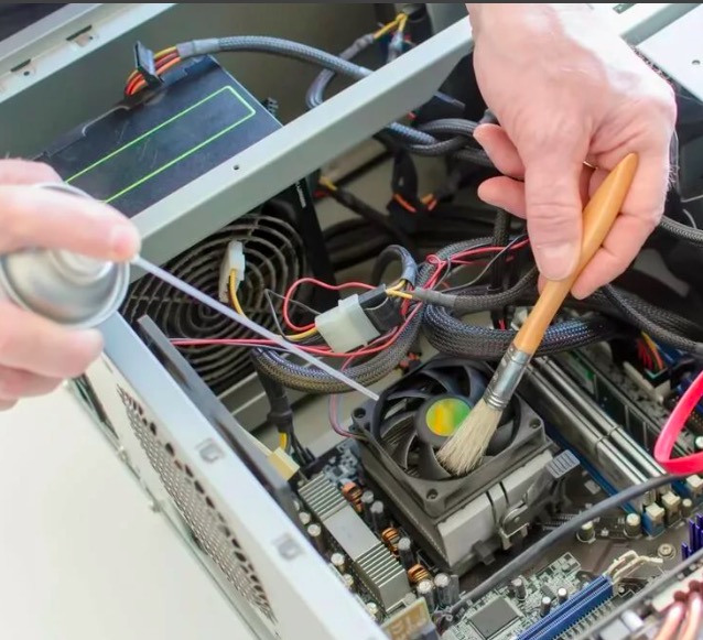 чистка компьютера от пыли замена термопасты на процессоре компьютера